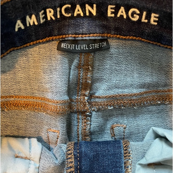 EUC American Eagle high rise skinny kick jeans size 6 Regular - Picture 2 of 6